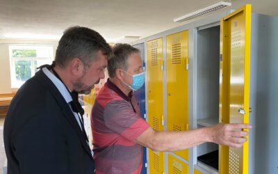 Školu bez žáků využili v Žabovřeskách k opravám