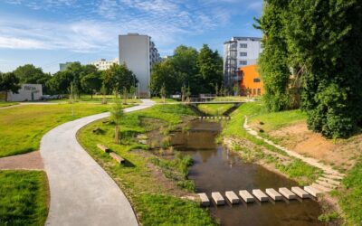 Ponávka zachráněna, u sídliště okolo ní vznikl park